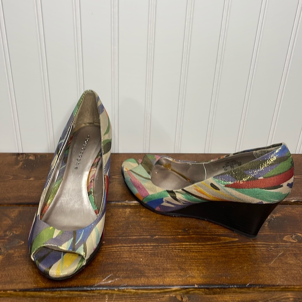 Apostrophe Women’s Multicolor Metallic Peep Toe Wedges